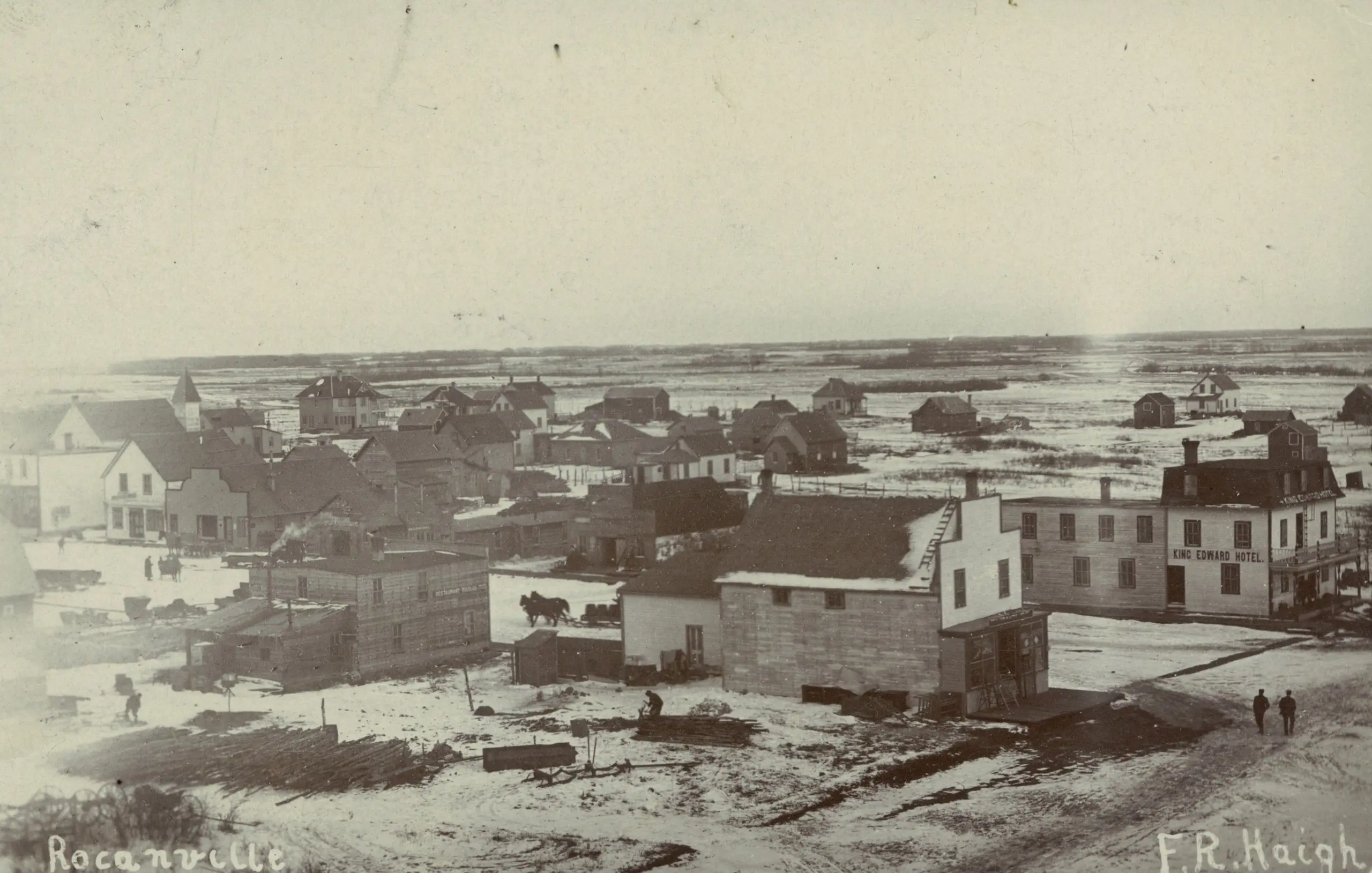 Bird's-eye view of Rocanville with the King Edward Hotel